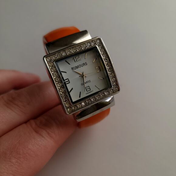 Vintage Watches Retro Orange Cuff Bracelet Watch Bold Chrome Case Unisex Style - Picture 1 of 10